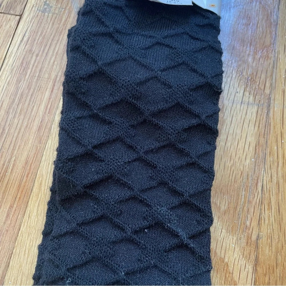 4/$25 Trimfit Black Textured Knee High Socks Girls Size 8-9.5 New With Tags - Picture 4 of 4
